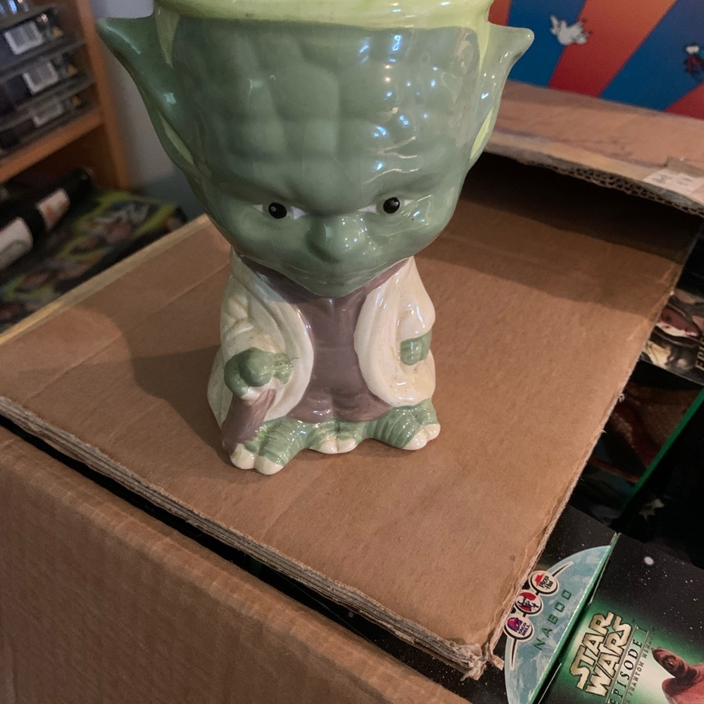 Star Wars Yoda and Vader planters